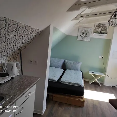 Mini Im Dachgeschoss *